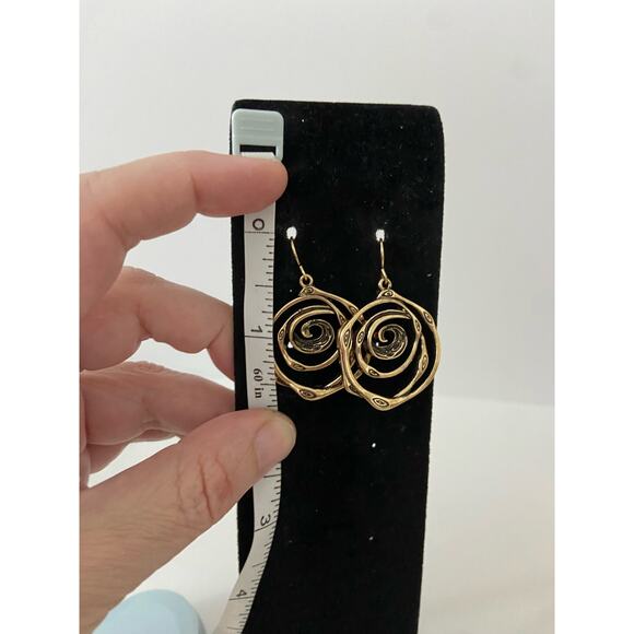 Swirl earrings gold tone - Picture 3 of 4